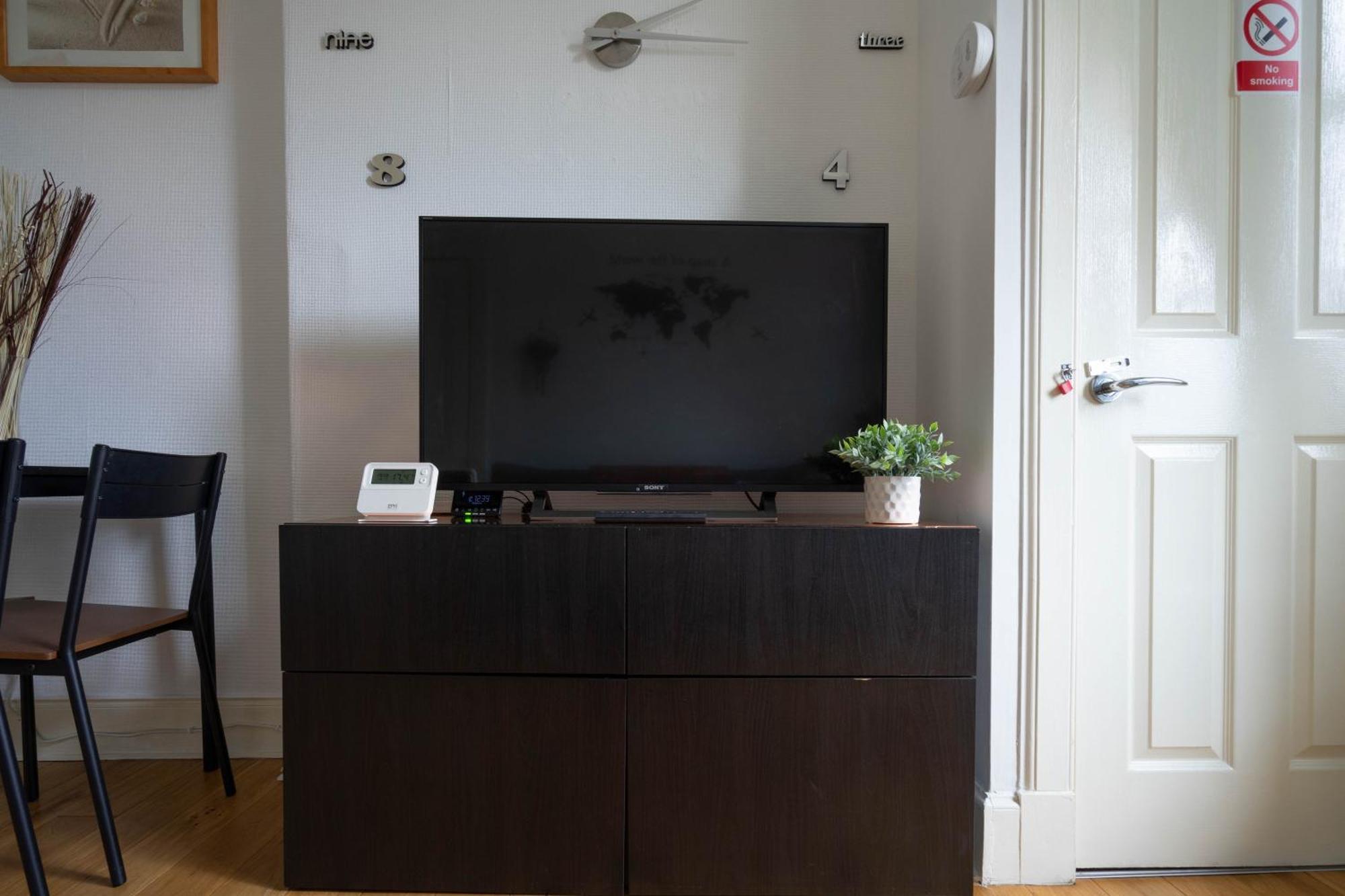 Cosy Leith Escape - Edinburgh City ภายนอก รูปภาพ